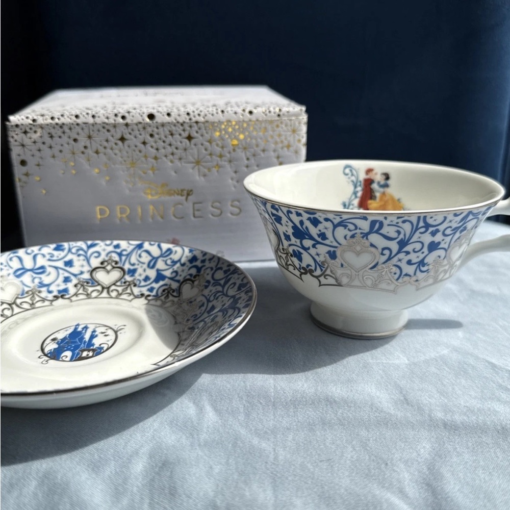 English Ladies Co x Disney Princess Snow White Wedding Cup & Saucer